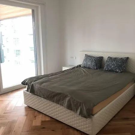 2019 Luxury With A Huge Balcony Lägenhet